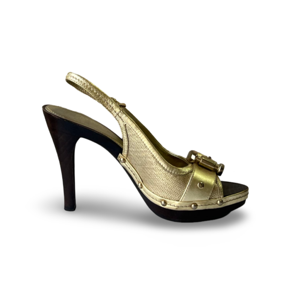 Burberry Metallic Gold Leather Pumps 38 - Image 5