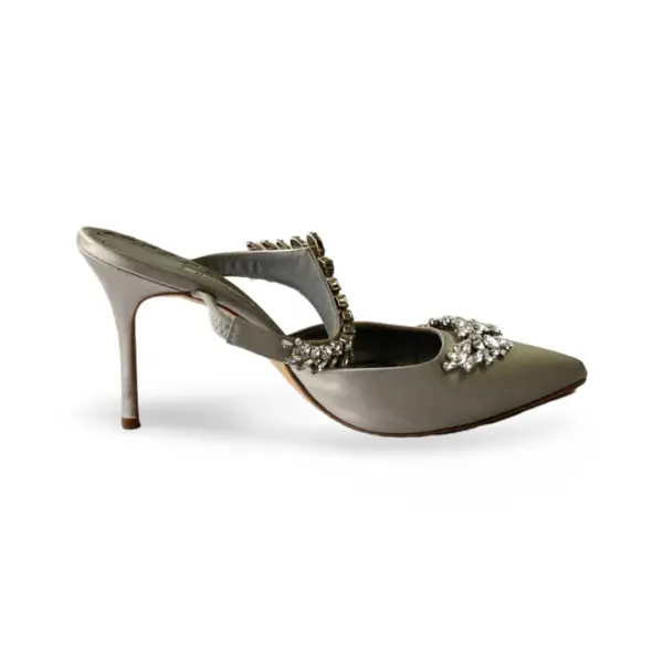 Manolo Blahnik Grey Satin Crystal Embellished Lurum Sandals, Size 39 - Image 6