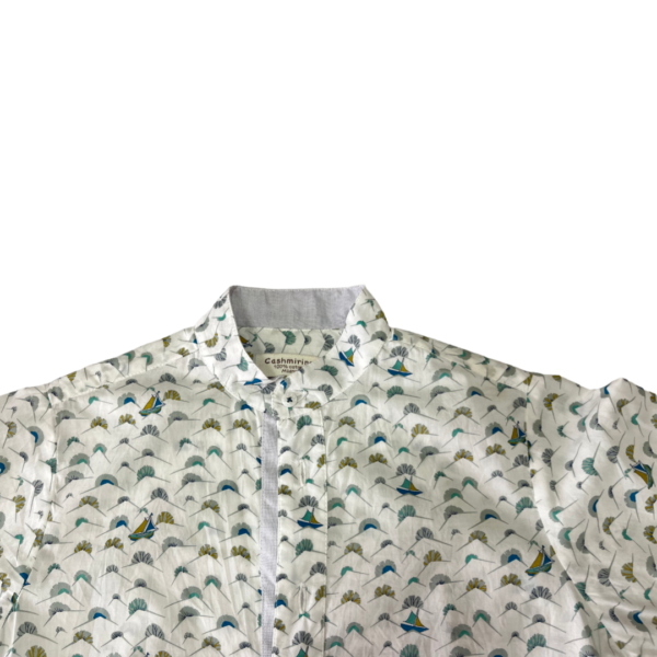 Pre-Loved Cashmirino Boys' Classic Collar Polo Shirt Size 6 - Image 4