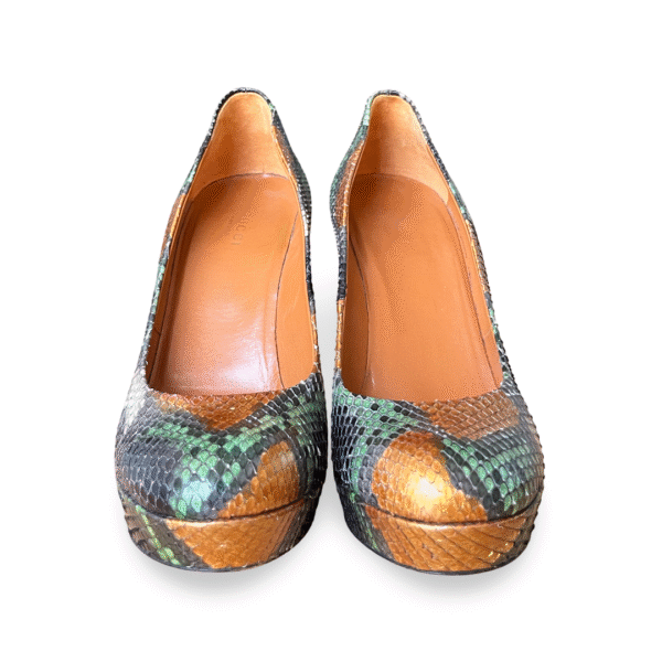 Gucci Multicolor Python Betty Platform Pumps Size 38.5 - Image 2